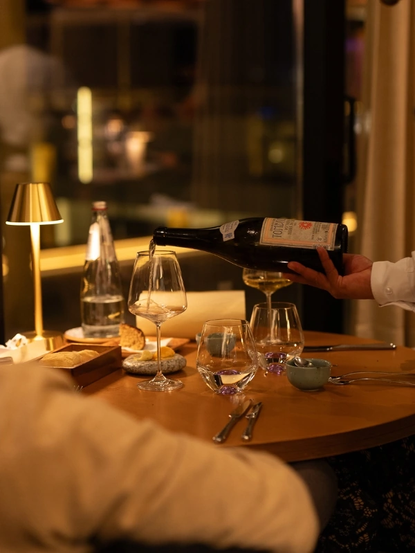 Aromas of the Isles - Minoa Wine and Dine Event