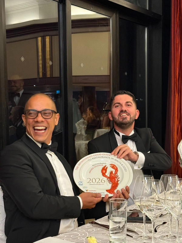 Definitely Good Guide 2025 - Minoa